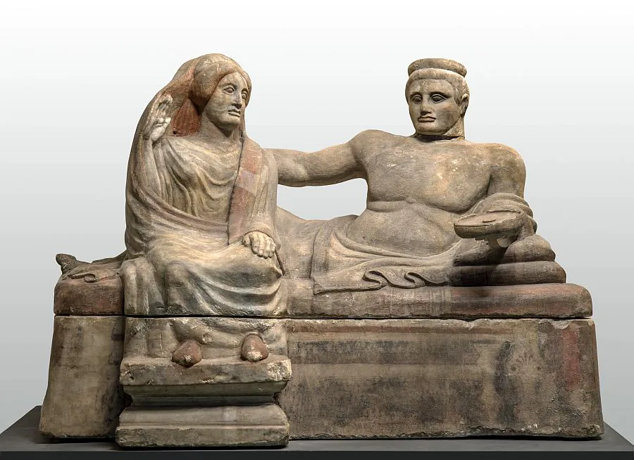Urn, beginning of fourth century B.C. (Florence, Museo Nazionale Archeologico)