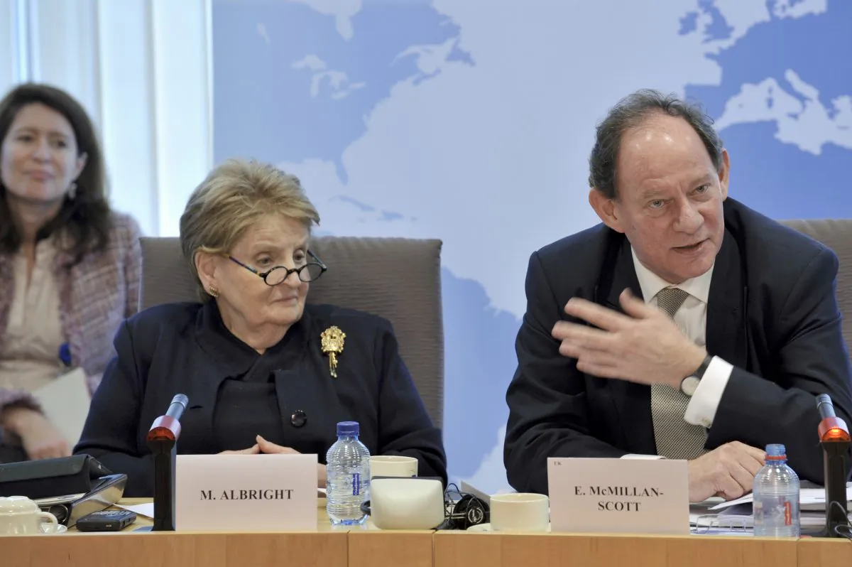 Edward McMillan-Scott (R), vice president of the European Parliament for Democracy and Human Rights, and Madeline Albright (L), former U.S. secretary of state, in Brussels on March 14, 2011. (© European Union 2011 PE-EP)