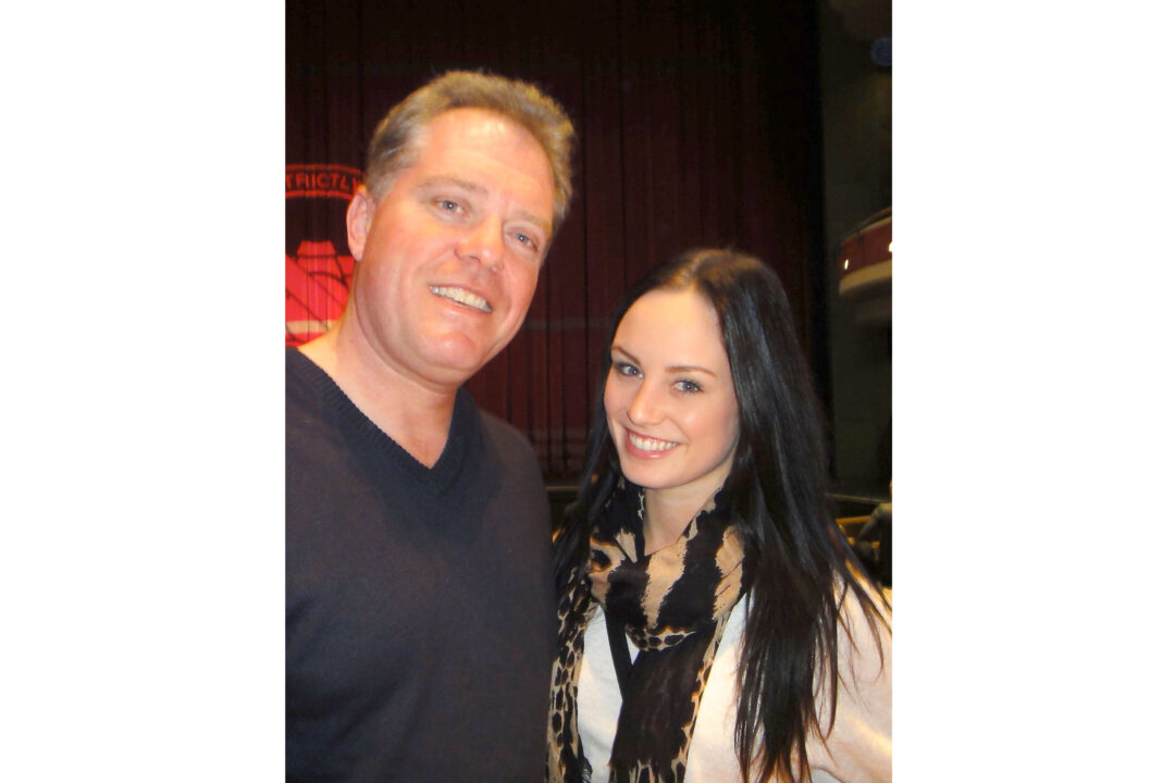 Actress and singer Amanda Thomson of YTV’s Totally Amp’d and her father Andrew Thomson, a real estate developer, shared their experience of Shen Yun’s performance during intermission at the Living Arts Centre on Saturday night. (Deng Tongyu/Epoch Times)