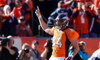 Denver Broncos Leading New England Patriots 13–3 at Halftime in NFL AFC Championship Game