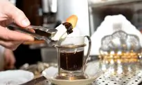 Recipe for Drinks from Around the World: Bicerin and Ponce, Italy