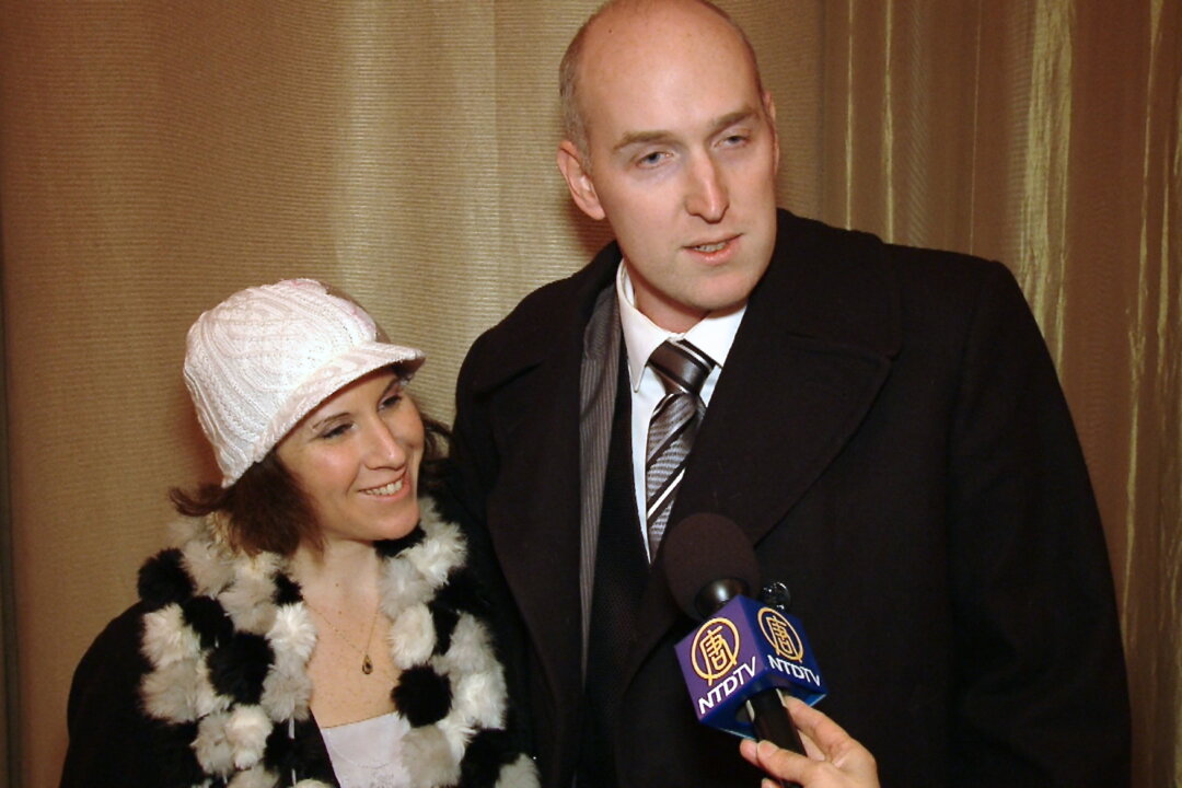 Jessica Cain and Kevin Downs were inspired at Shen Yun Performing Arts at Washington's Kennedy Center Opera House, Jan. 24. (Courtesy of NTD Television)