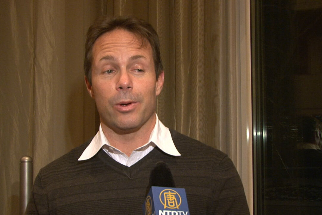 Chris Bogdan attends Shen Yun Performing Arts at the Kennedy Center in Washington, D.C., on Jan. 24, 2013. (Courtesy of NTD Television)