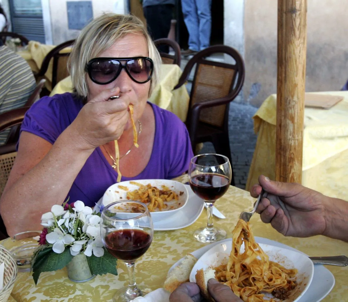Starting this year, restaurants in B.C. and Manitoba will offer complete nutritional information through the Informed Dining program. Other provinces may also adopt the program. (AP Photo/Pier Paolo Cito)