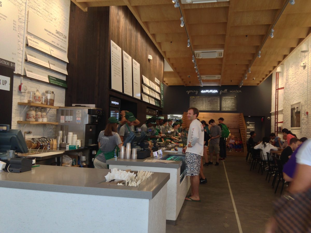 The interior of Sweetgreen after it opened in Midtown Manhattan, New York, summer 2013. (Charlotte Cuthbertson/Epoch Times)