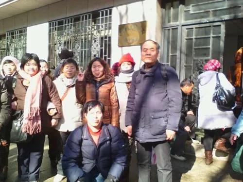 Chinese Petitioners Demand Answers for Missing Relief Funds