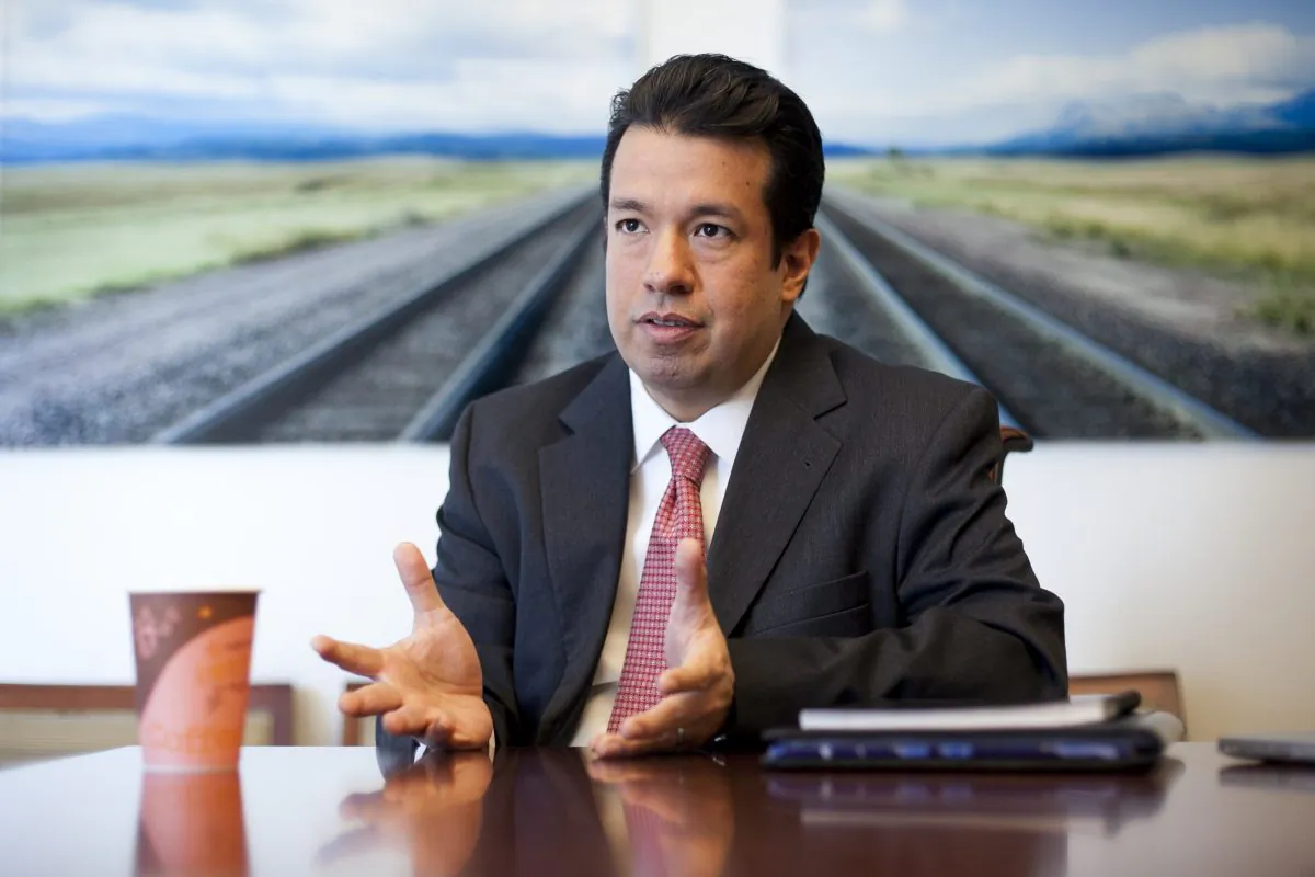 Arthur Flores, CFP, of Flores Financial Planning. (Samira Bouaou/Epoch Times)