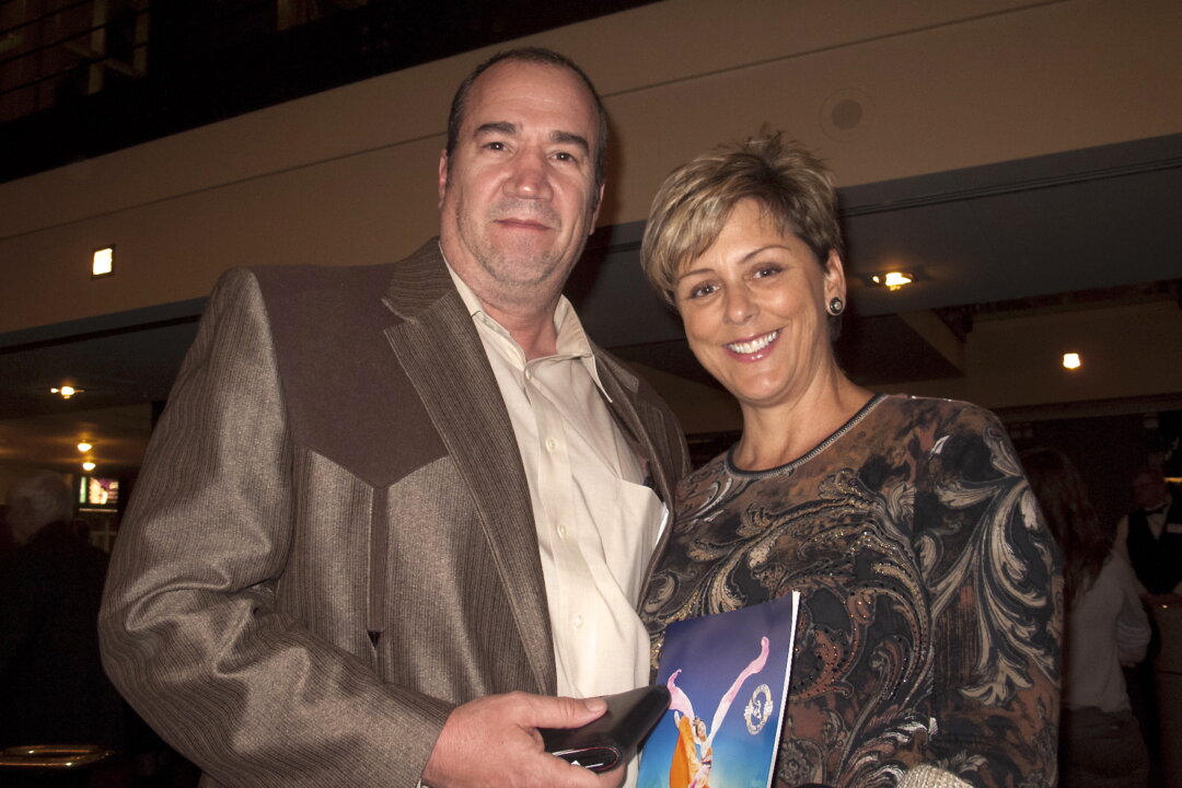 Patrick and Carrie Dunn enjoy Shen Yun Performing Arts at The Buell Theatre, in Denver on Fe. 18. (Youzhi Ma/Epoch Times)