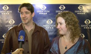 Shen Yun Vocalists’ Passion Brings Tears to Audience’s Eyes