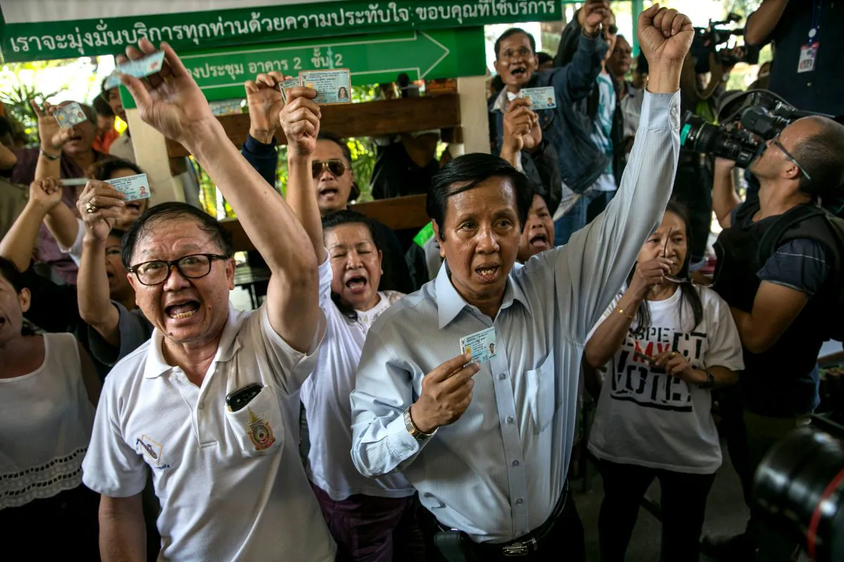 Angry residents yell at police and officials for not being able to cast their ballot in Bangkok, Thailand, Feb. 2, 2014. (Paula Bronstein/Getty Images)