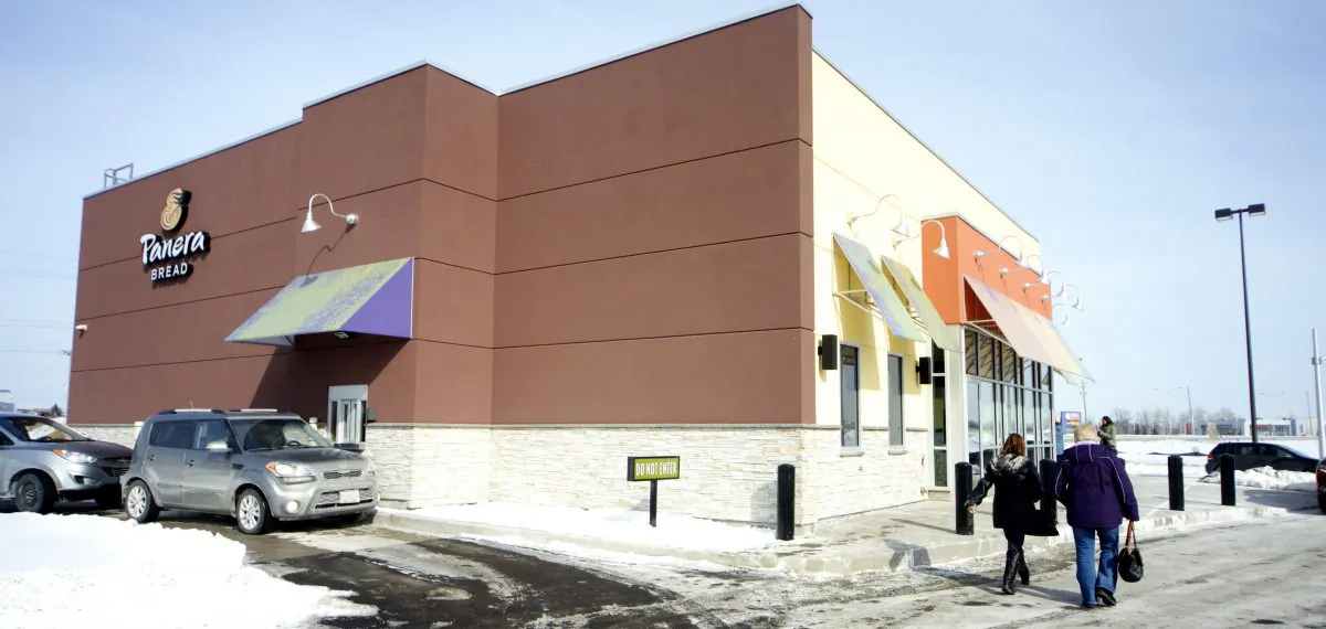 Panera Bread opens its first bakery-café in Ottawa on Feb. 12, 2014, the U.S.-based chain’s 13th location in Ontario, Canada. Cars line up at the drive-thru and customers brave the wintry conditions to visit the popular restaurant known for its healthy artisan fare. (Chrisy Trudeau/Epoch Times)