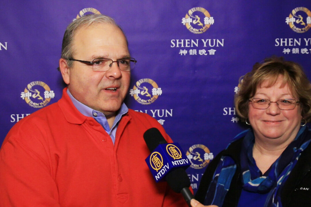 Michigan State Representative Earl Poleski and his wife Candy thoroughly enjoyed the traditional Chinese culture presented by Shen Yun Performing Arts at the Detroit Opera House on Feb. 9, 2014. (Courtesy of NTD Television) 