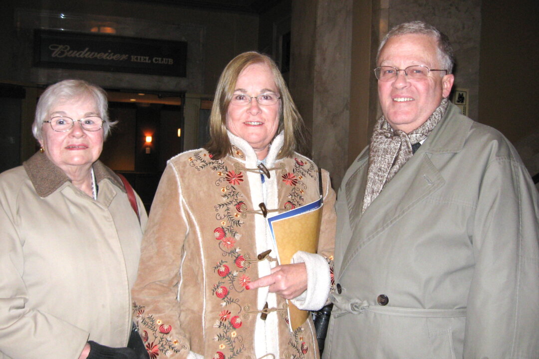 (L to R) Louise Craig, Linda and Daniel Preus enjoy an evening at Shen Yun Performing Arts at St. Louis' Peabody Opera House, on Feb. 14. (Cat Rooney/Epoch Times)