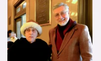 Attorney Finds Hope the Message in Shen Yun