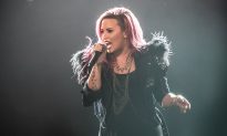 Demi Lovato Concert in Toronto (Photo Gallery)