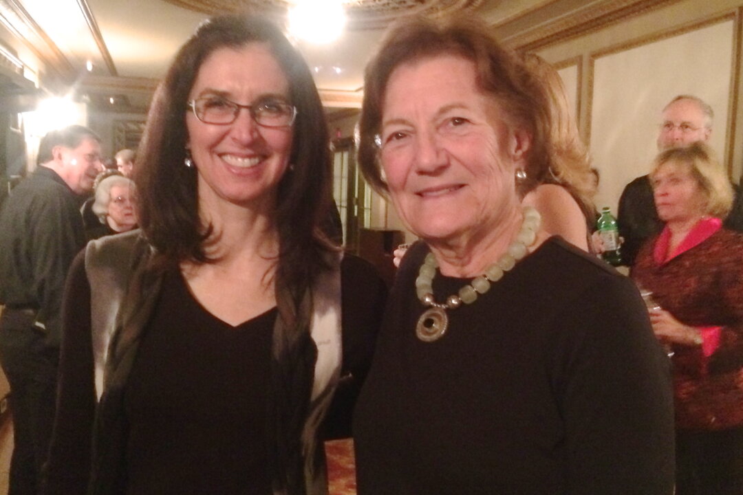 Former state legislator Lucile Hicks (R) and Robin Hicks (L) at Shen Yun Performing Arts, at the City Wang Theatre in Boston, Mass., on March, 1, 2014. (Phoebe Ryles/Epoch Times)
