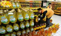 Trump Threatens to Cut Cooking Oil, Other Trade With China Over Soybean Purchases