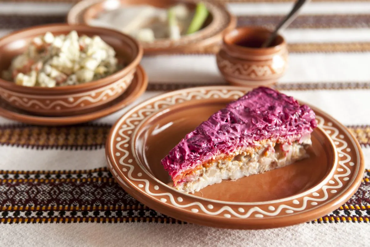 The festive shuba salad. (Samira Bouaou/Epoch Times)
