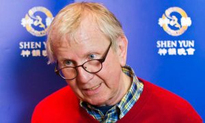 Patron of the Arts: Shen Yun Is Obligated to Bring Its Performance to the World