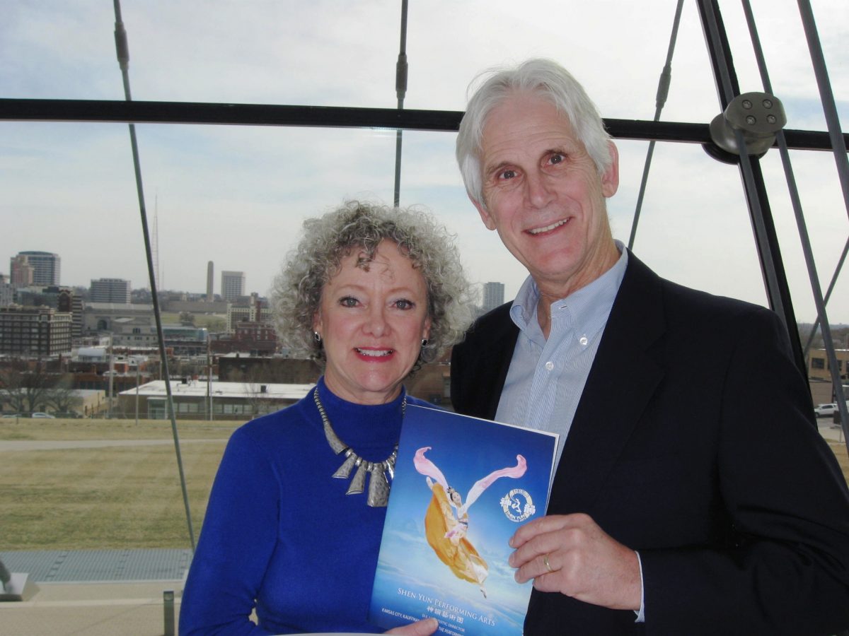 Jim and Yvonne Berard were delighted to experience traditional Chinese culture presented by Shen Yun Performing Arts at the Kauffman Center, on March 30. (Cat Rooney/Epoch Times)
