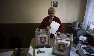 Crimea an Armed Camp as Tensions Rise Ahead of Referendum