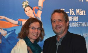 Shen Yun Dancers Displayed Softness, Grace, and Femininity