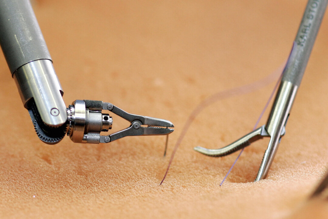 Surgical Robot
(Photo YOSHIKAZU TSUNO/AFP/Getty Images)