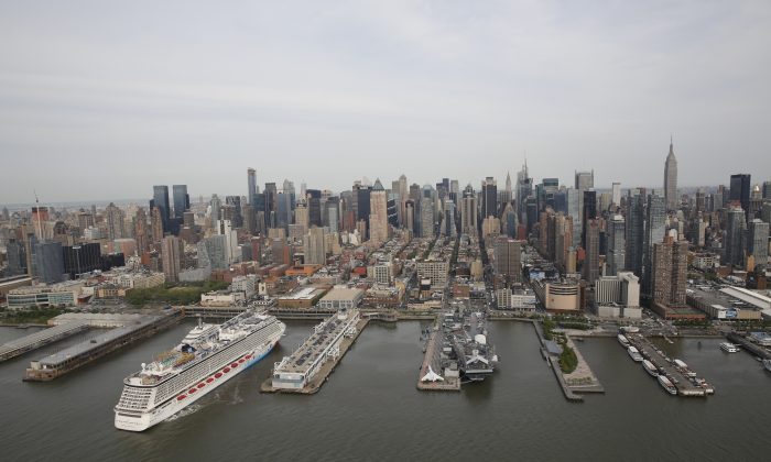 Piers 88 and 90 of the Manhattan Cruise Terminal, located on the Hudson River. (courtesy of NYCruise) 