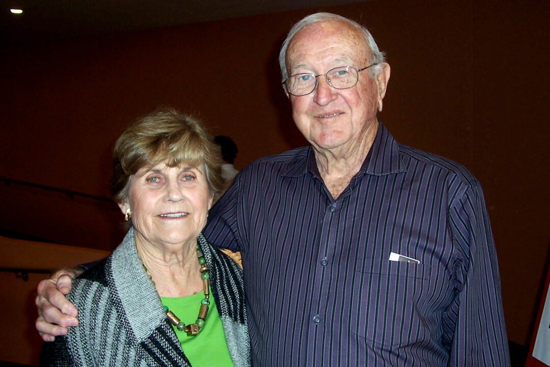 Brigadier General James Lewis and his wife enjoyed Shen Yun Performing Arts at the ASU Gammage Theater on March 8. (Gary Wang/Epoch Times)