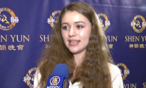 Young Dancer Impressed With Shen Yun Dancers