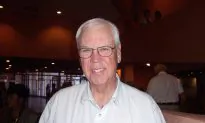 Former U.S. Congressman Says Shen Yun Performance Exceeds His Expectation