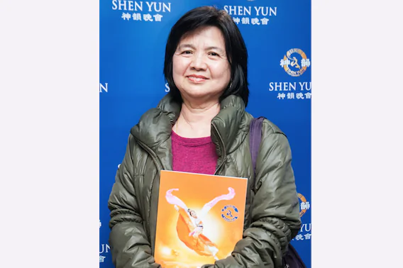 Orchestra Conductor Says Music Unites Mankind with Heaven