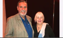 Painter: Shen Yun is ‘Delicate, Beautiful’