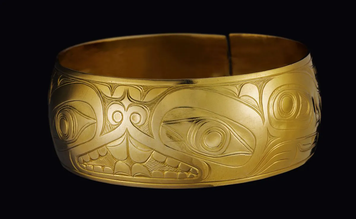 Beaver Bracelet, Charles Edenshaw, c. 1900. (Courtesy of Art Gallery of Ontario)