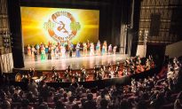 Chinese Tourists Visit Taipei Specifically For Shen Yun’s Performances
