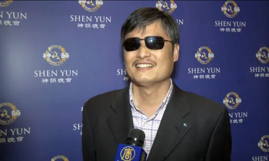 Chen Guangcheng, Famed Activist, Says Shen Yun Is Inspiring