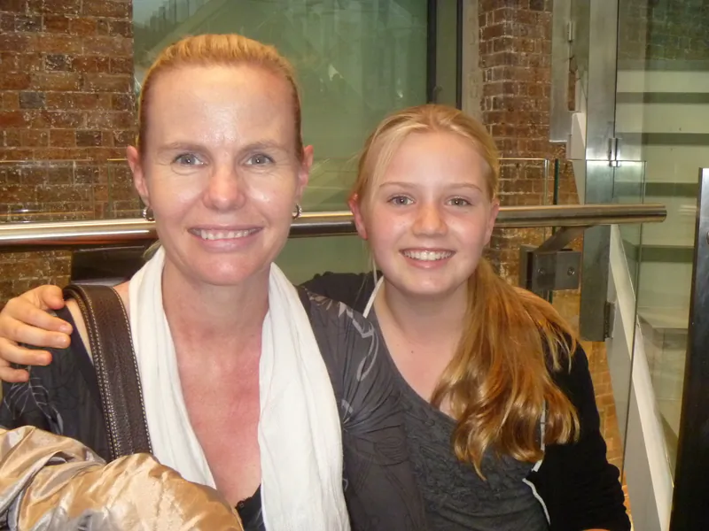 Jan Trevitt and her daughter Belinda enjoys Shen Yun Performing Arts at the Sydney Theatre, on April 16. (Steven Xu/Epoch Times)