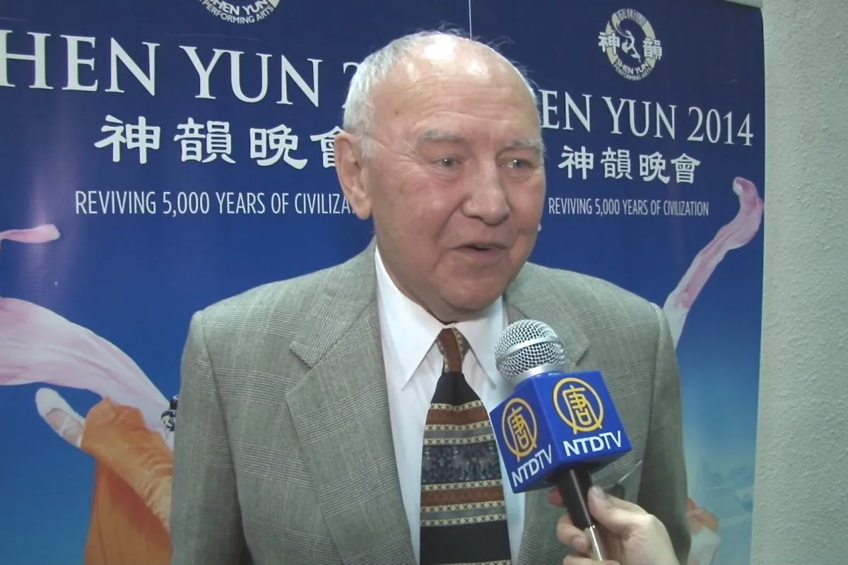 Arthur Nebiker at the Shen Yun Performing Arts performance at the Koger Center for the Arts on March 15, 2014. (Courtesy of NTD Television)