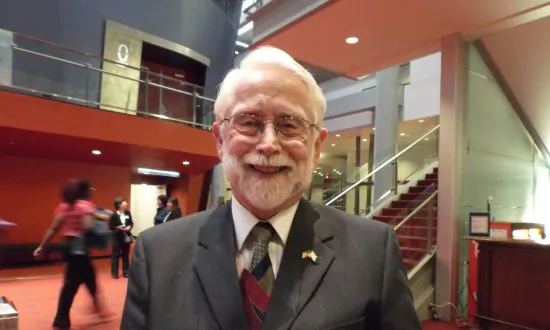 Historian Praises Shen Yun’s Educational Value