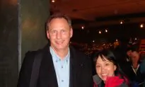 Government Analyst Saw Shen Yun Performers Show Joy in Their Dance