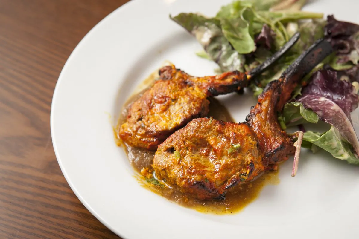 Lamb chops. (Samira Bouaou/Epoch Times)