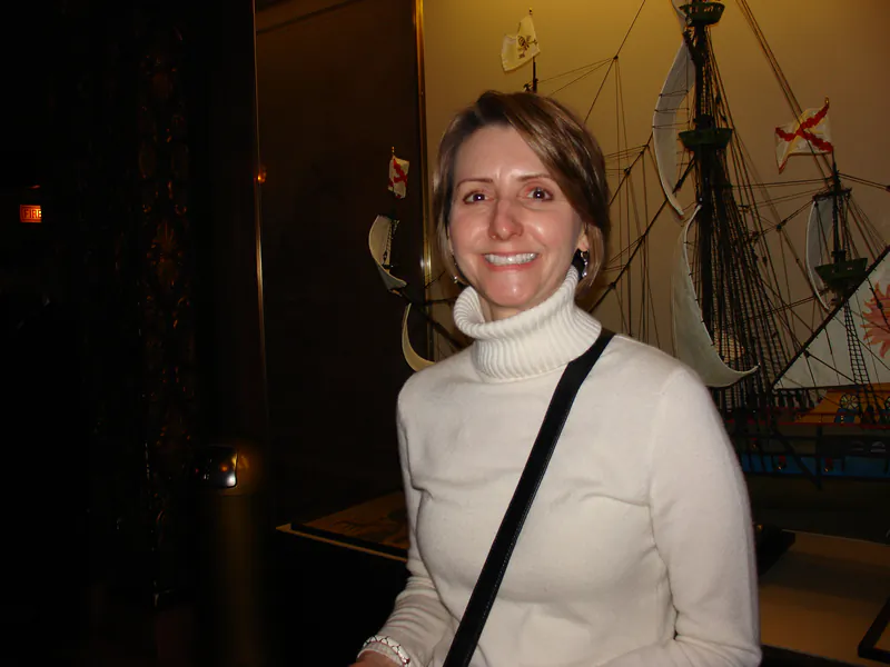 Kelly Wilson attends Shen Yun Performing Arts at the Ohio Theater, on April 16. (Wan Ying/Epoch Times)