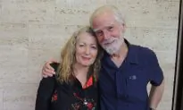 Retired University Lecturer Captivated by Shen Yun