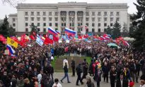 All Eyes on Russia as Ukraine Hurtles Towards Civil War