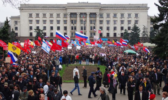 All Eyes on Russia as Ukraine Hurtles Towards Civil War