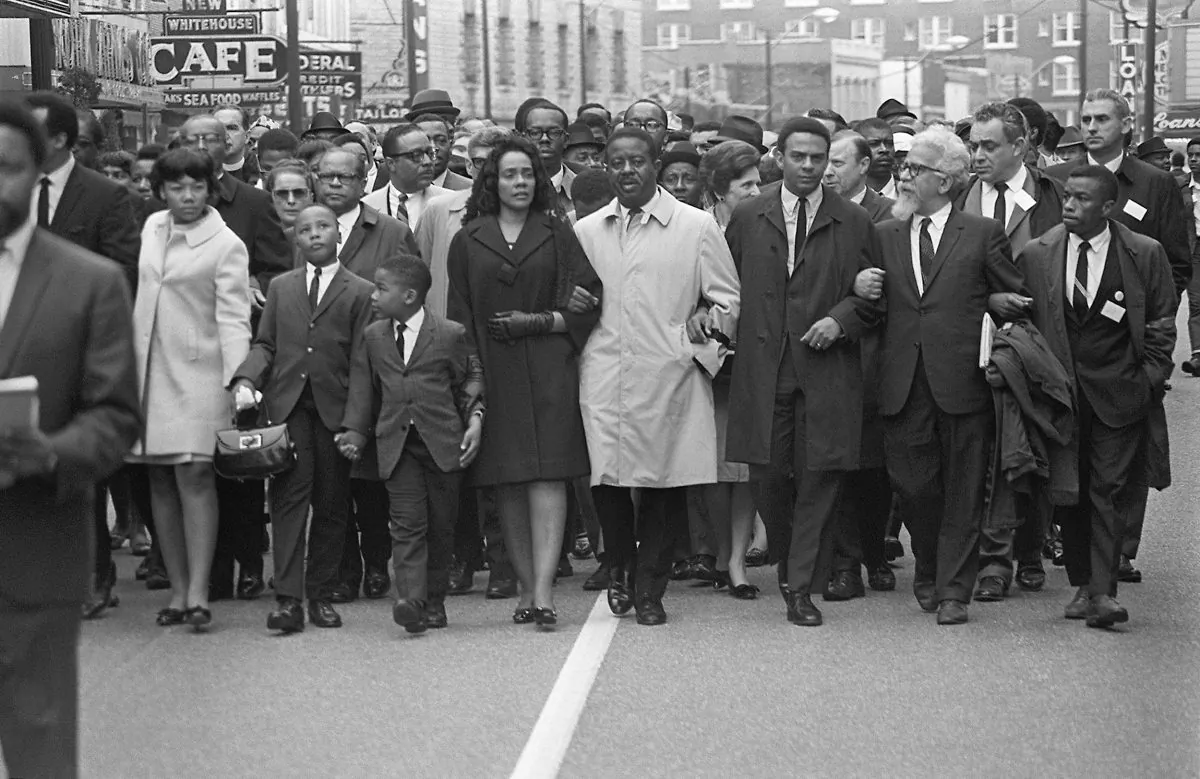 Coretta Scott King (5th-R) leads a "March on Memphis" 9 April 1968, five days after the assassination of her husband, US clergyman and civil rights leader Martin Luther King. On her right, her daughter, Yolanda, walks with her sons Martin and Dexter; on her left appear King's successor, the Rev. Ralph Abernathy, and Andrew Young, later U.S. President Jimmy Carter's ambassador to the United Nations and mayor of Atlanta. Martin Luther King was assassinated 4 April 1968 in Memphis, Tennessee. James Earl Ray confessed to the shooting. (AFP/AFP/Getty Images)