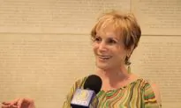 Former Dancer Amazed by Shen Yun Artists