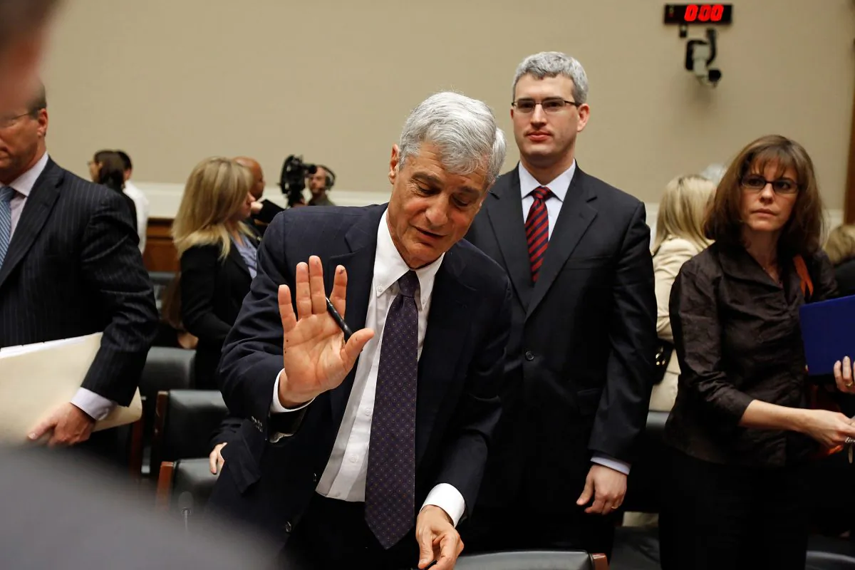 Robert Rubin, former chairman of Citigroup Inc., refuses questions from reporters after testifying before the Financial Crisis Inquiry Commission on Capitol Hill in Washington, D.C., April 8, 2010. (Chip Somodevilla/Getty Images)
