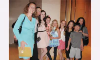 Young Dancers Awestruck by Shen Yun