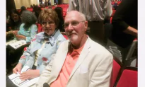 Indianapolis Couple Like Shen Yun’s Dedication